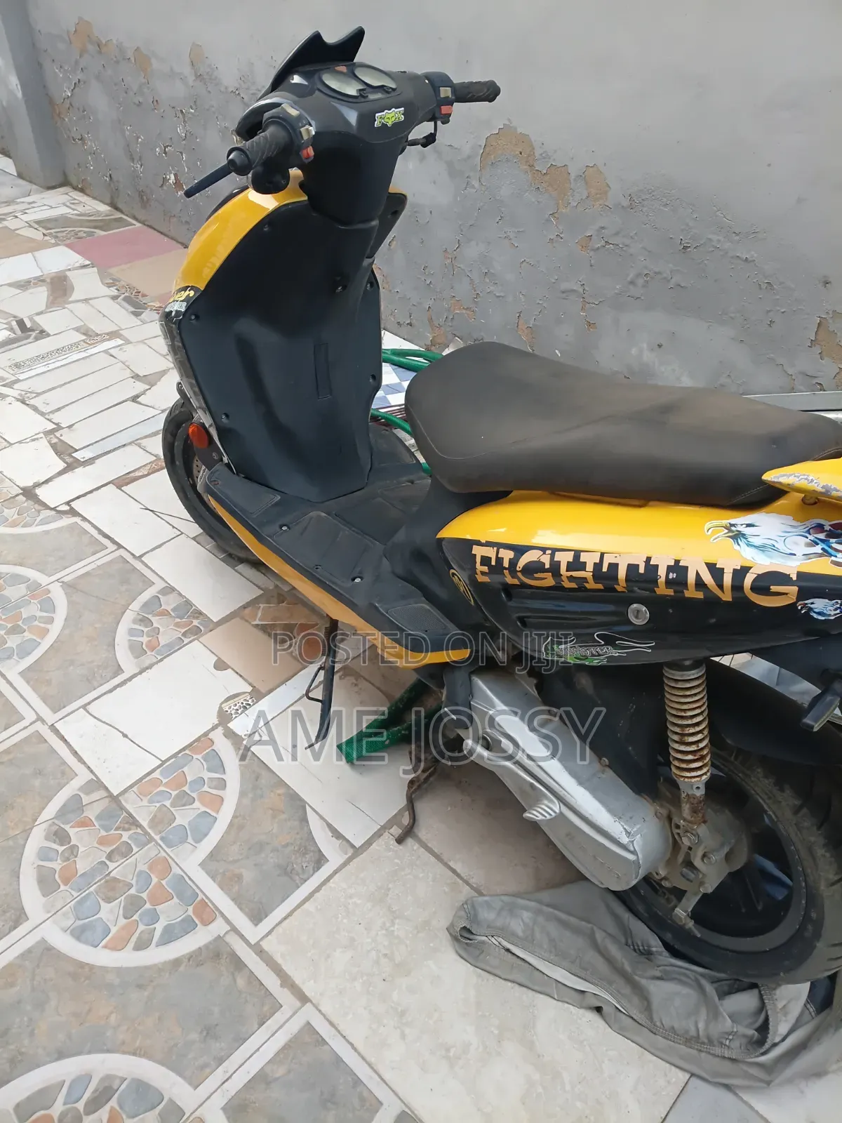 Motorcycle 2004 Yellow