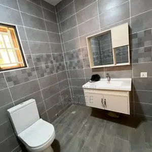 4bdrm House in Agbogba, Cemetery Area for sale