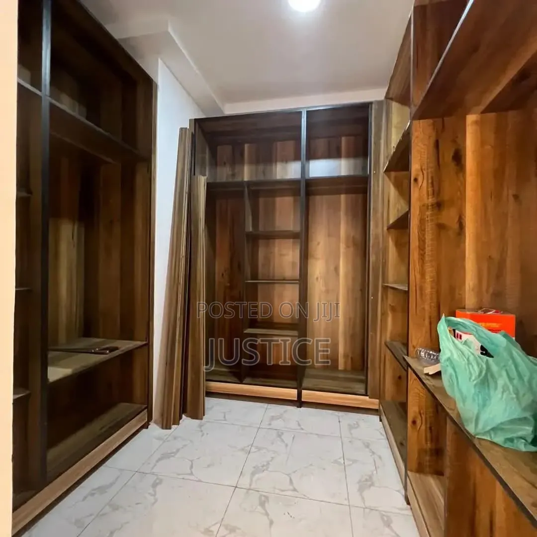 4bdrm House in Agbogba, Cemetery Area for sale