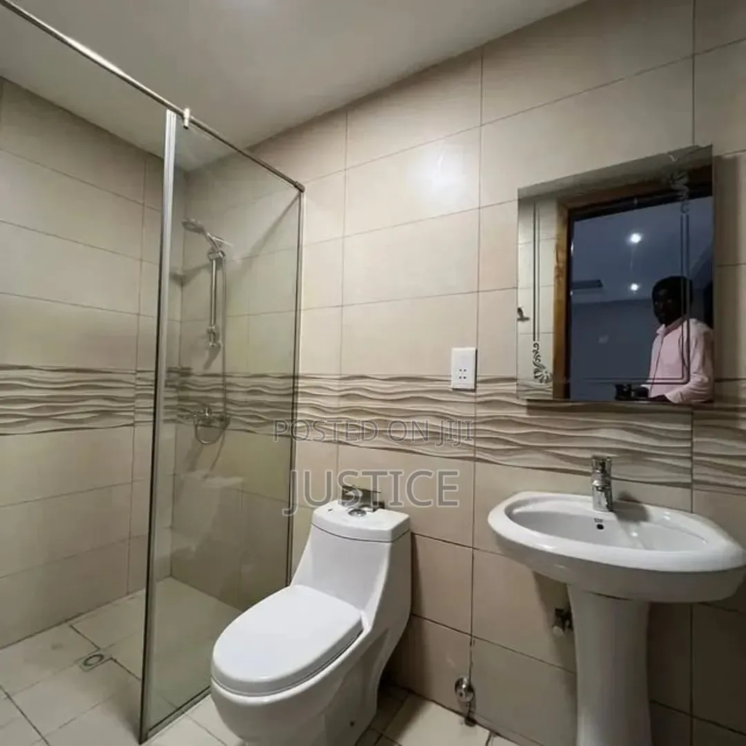 2bdrm Apartment in East Legon, Boundary Road Area for rent