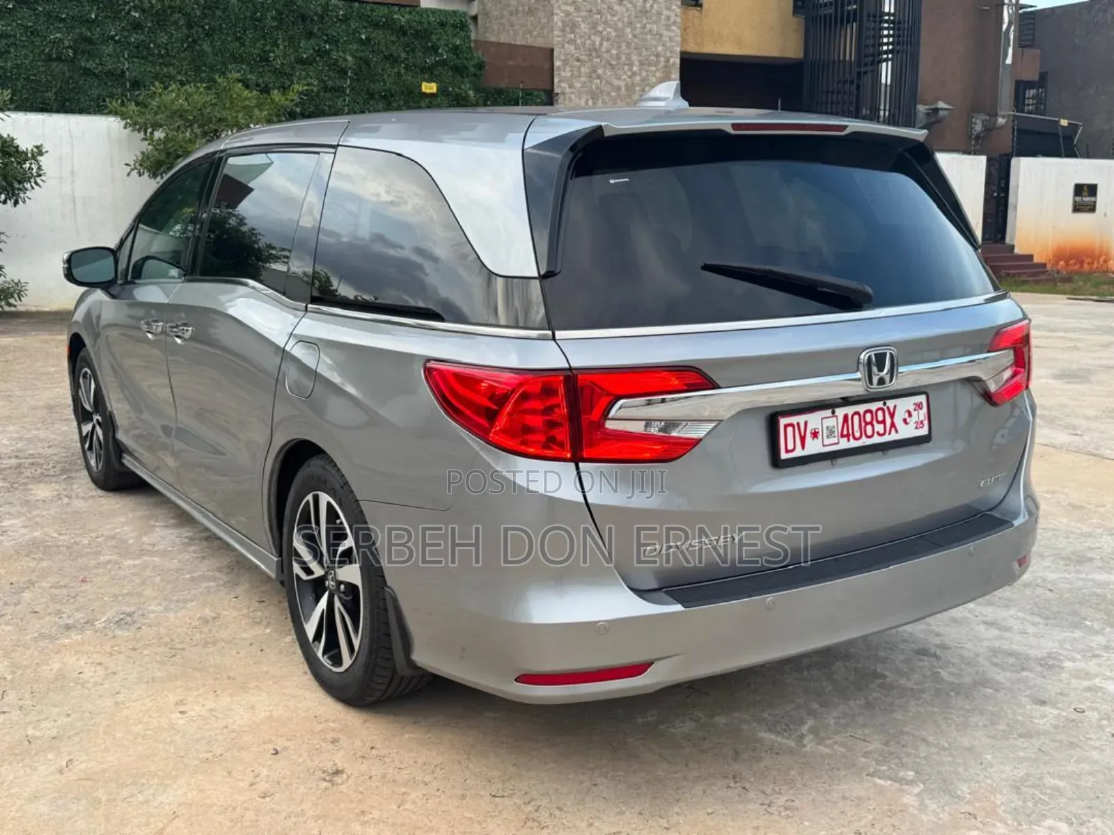 Honda Odyssey Elite 2018 Silver