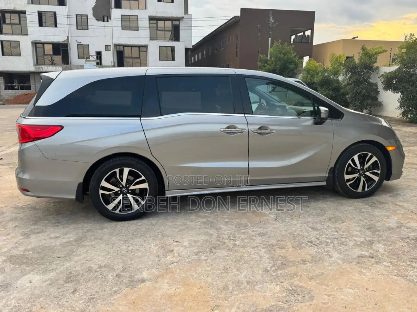 Honda Odyssey Elite 2018 Silver
