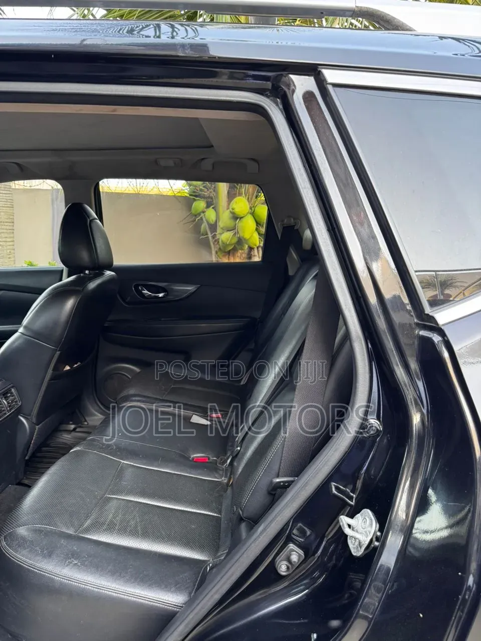 Nissan Rogue SV FWD 2016 Black