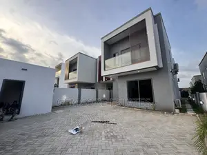 4bdrm House in Nanakrom, Ashaley Botwe for sale