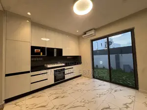 4bdrm House in Nanakrom, Ashaley Botwe for sale