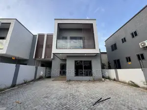 4bdrm House in Nanakrom, Ashaley Botwe for sale