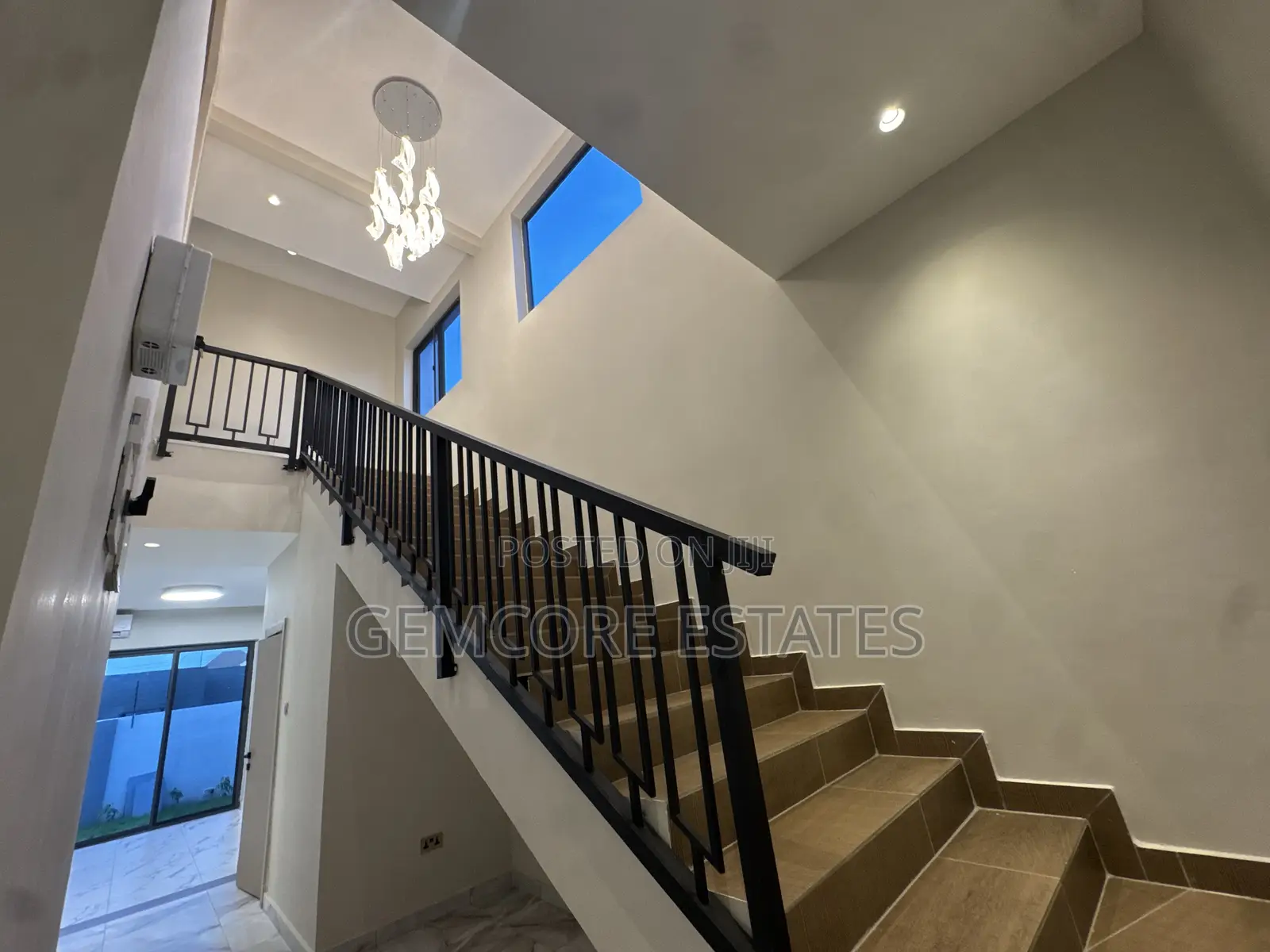 4bdrm House in Nanakrom, Ashaley Botwe for sale