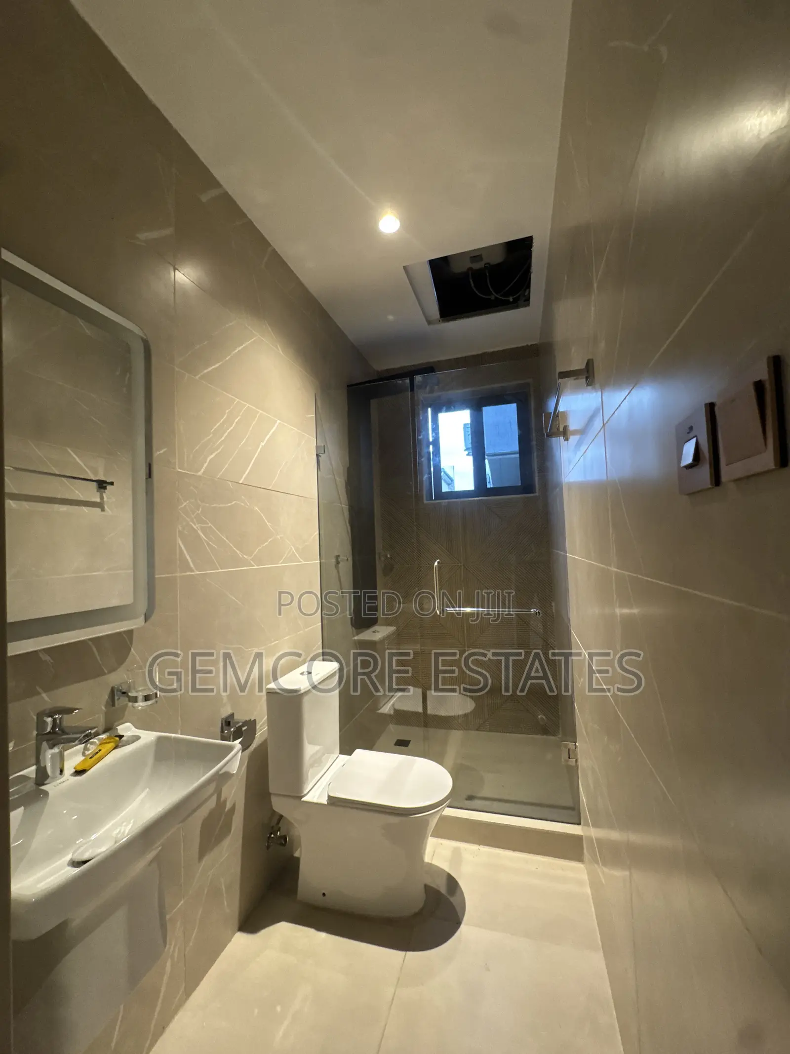 4bdrm House in Nanakrom, Ashaley Botwe for sale