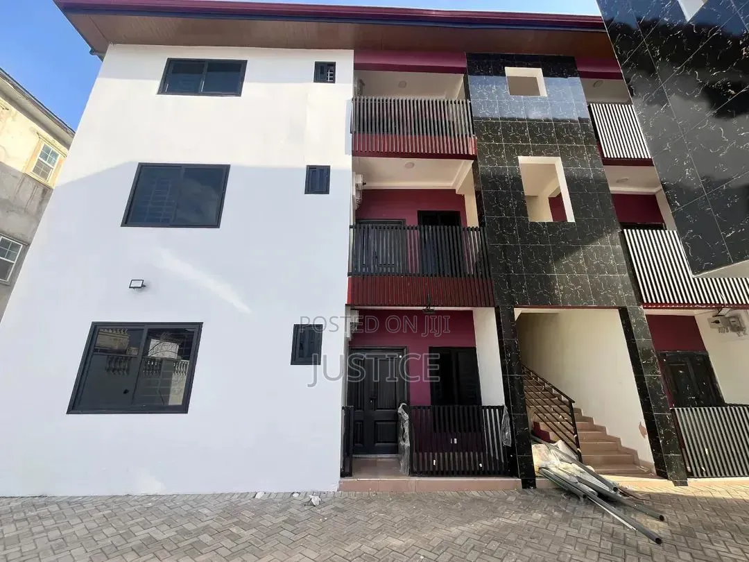 2bdrm Apartment in East Legon, American House for rent