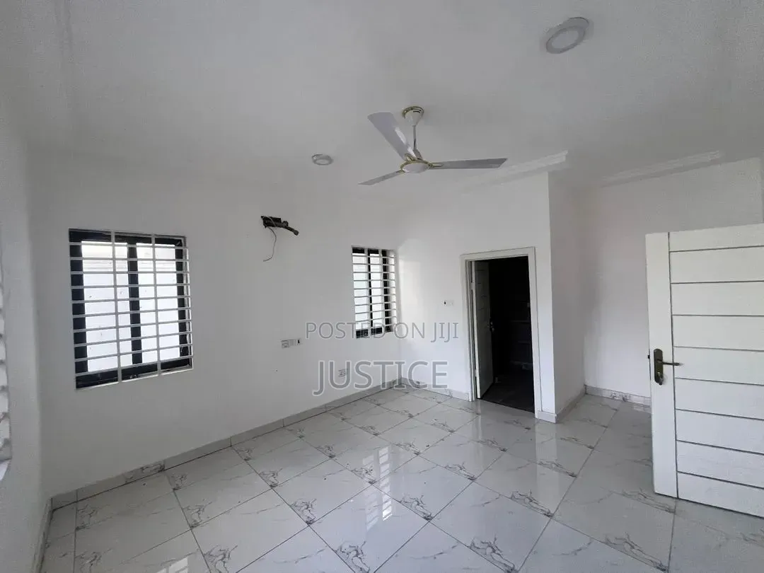 2bdrm Apartment in East Legon, American House for rent