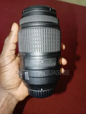 Nikon 55 - 300mm