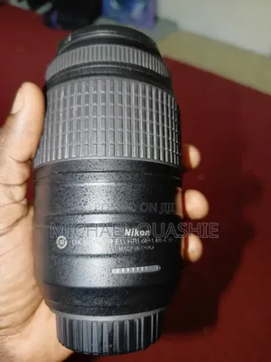 Nikon 55 - 300mm