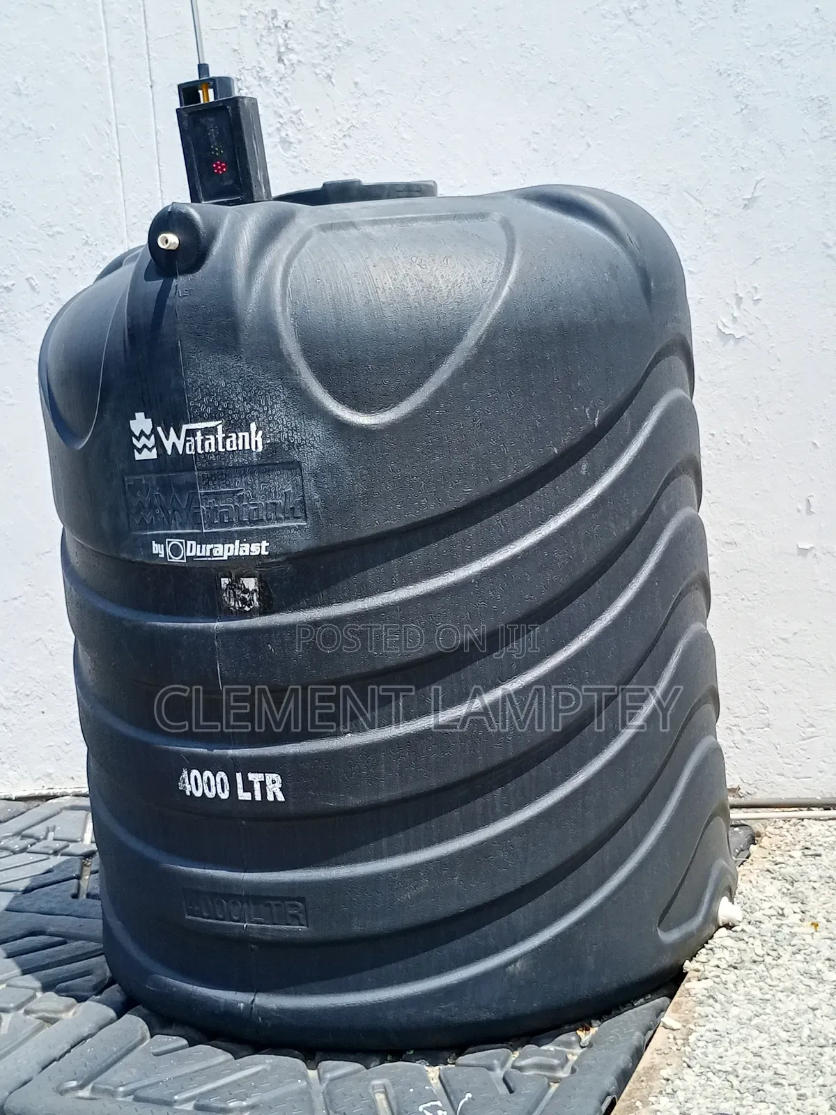 A 4,000 Liters Watatank for Sale
