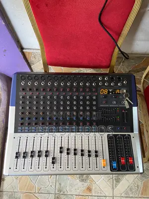 Yamaha Kv160 Power Mixer