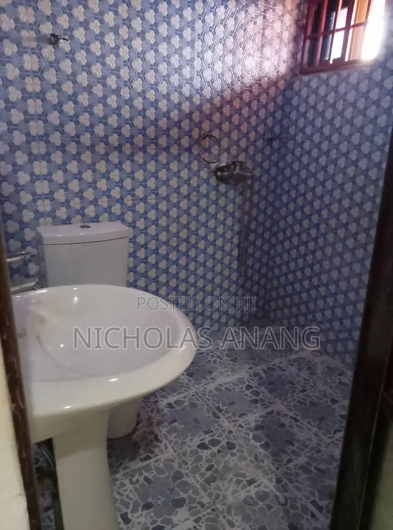 3bdrm Apartment in The Dorns Properties, New Town for rent