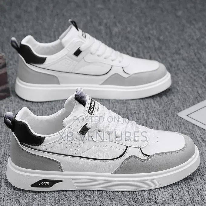 Fashionable Casual Shoes