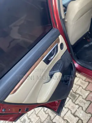 Honda CR-V 2018 Red
