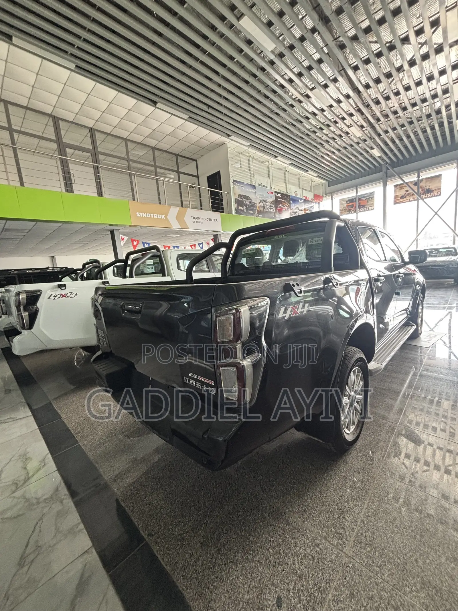 New Isuzu D-MAX 2025 Black