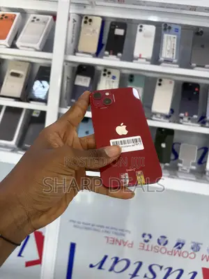 Apple iPhone 13 128 GB Red