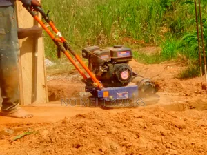 Soil Plat Compactor Compactor For Rent