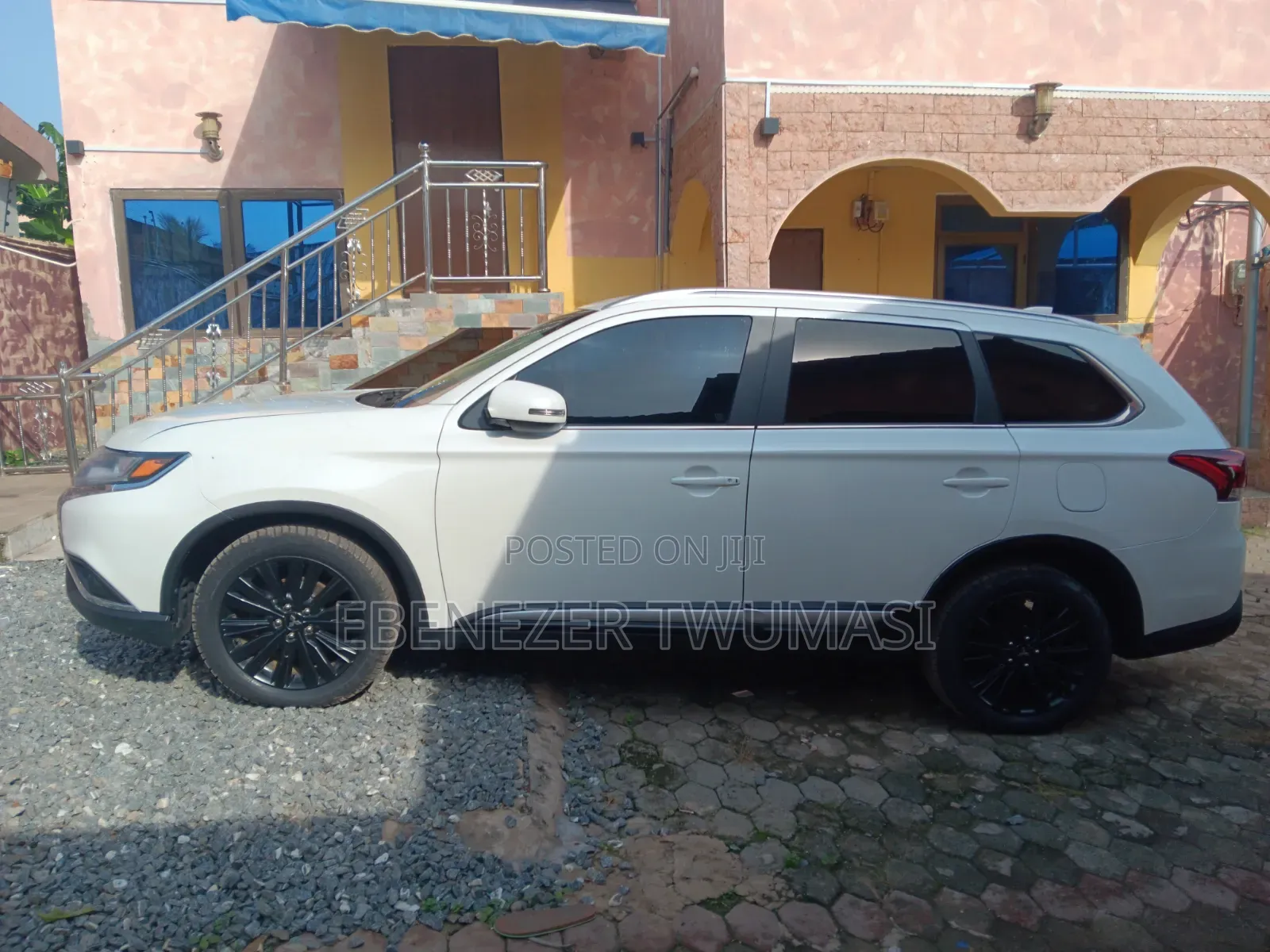 Mitsubishi Outlander SEL FWD 2019 White