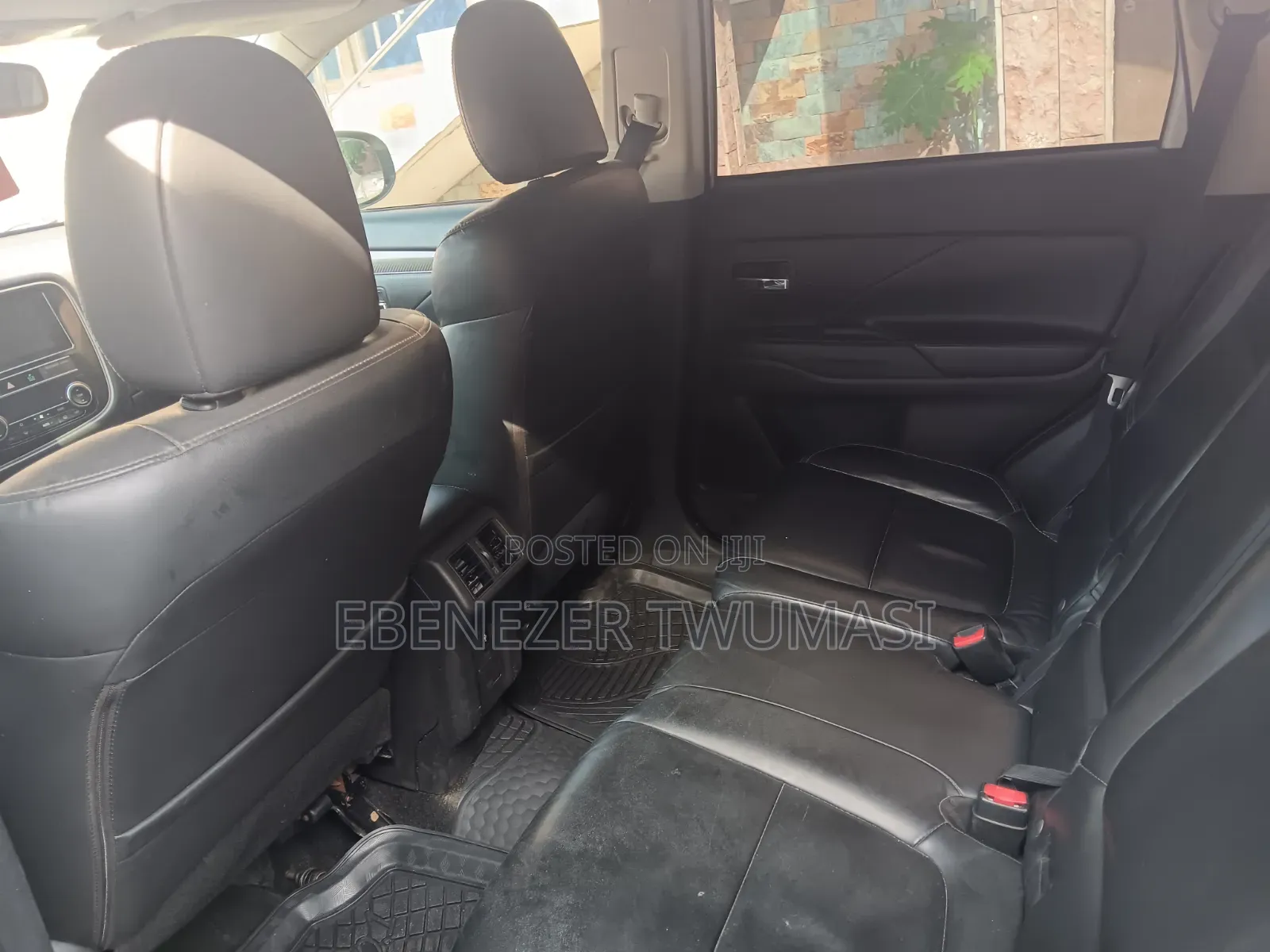 Mitsubishi Outlander SEL FWD 2019 White