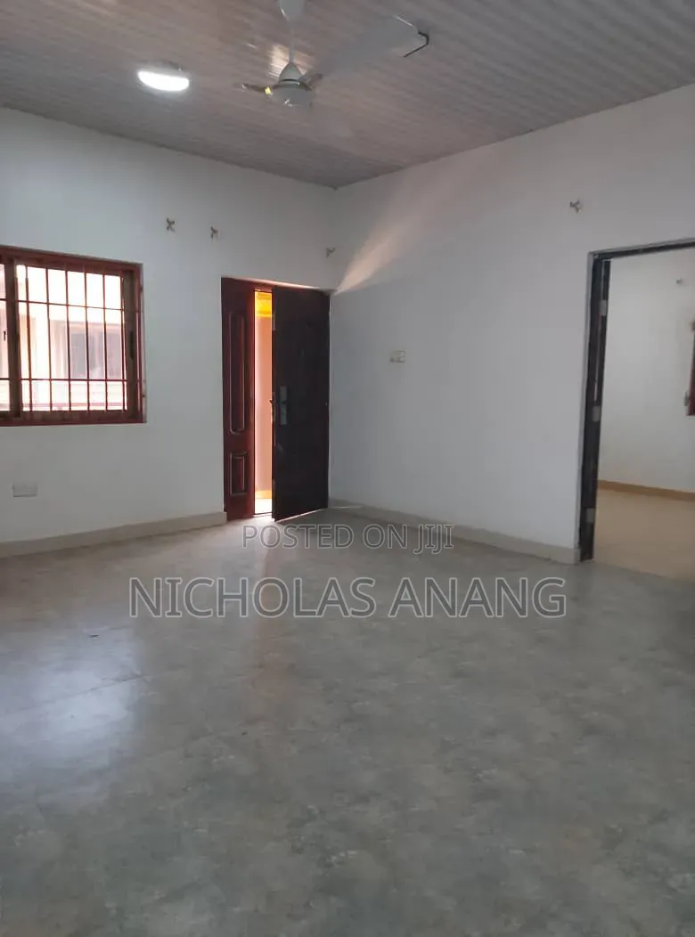3bdrm Apartment in The Dorns Properties, New Town for rent
