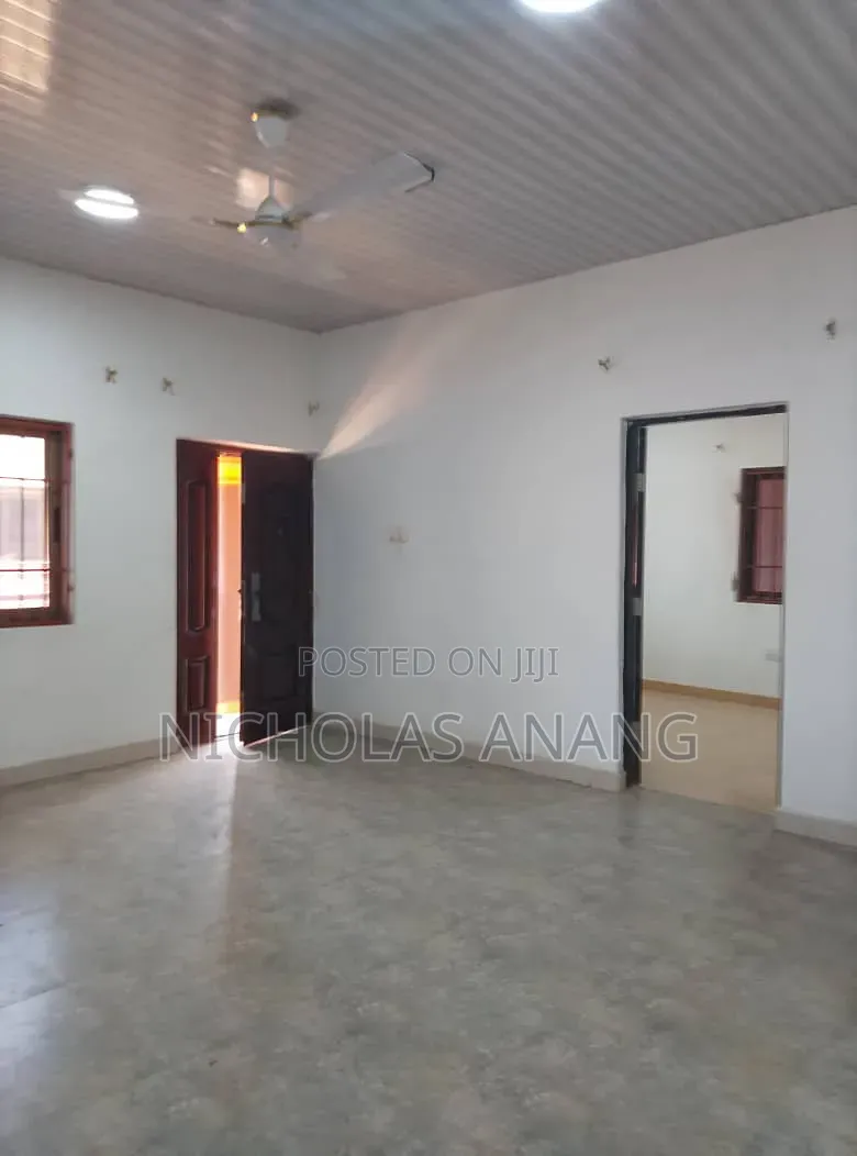 3bdrm Apartment in The Dorns Properties, New Town for rent
