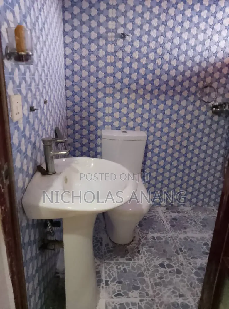 3bdrm Apartment in The Dorns Properties, New Town for rent
