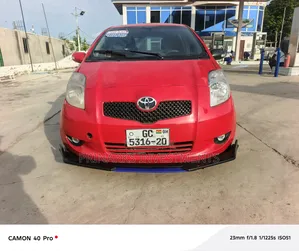 Toyota Vitz 1.5 FWD 3dr 2010 Red