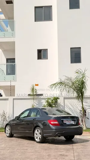 Mercedes-Benz C300 2014 Black