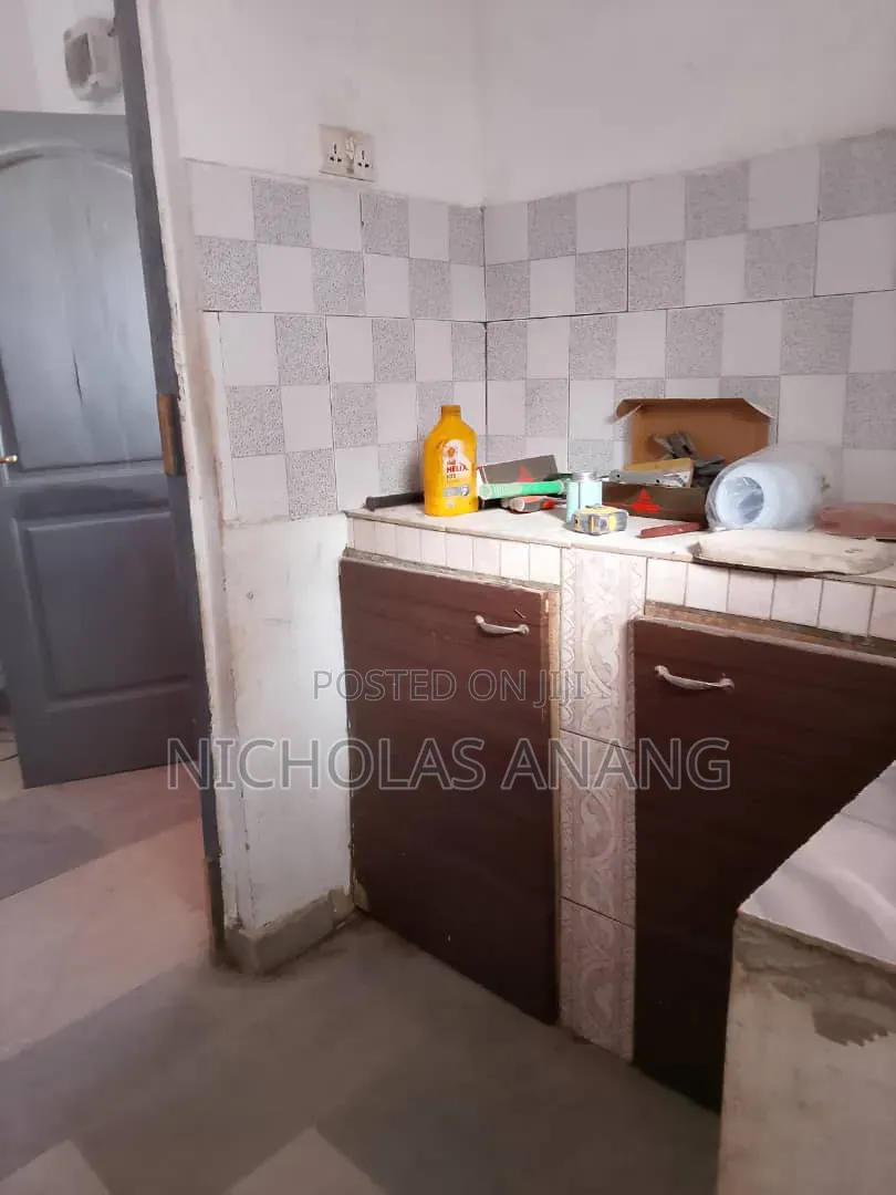 1bdrm Apartment in The Dorns Properties, New Town for rent