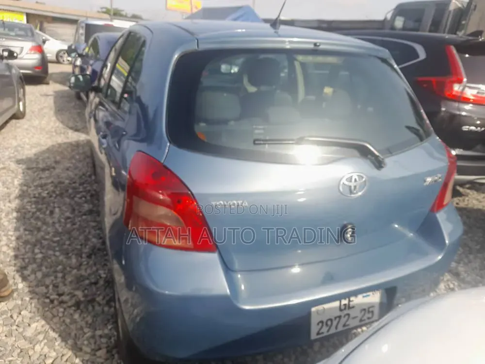 Toyota Yaris 2012 Blue