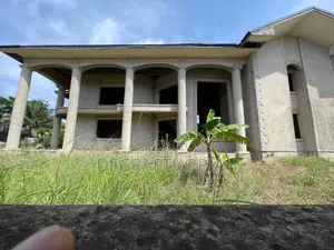 6bdrm House in Tech Domeabra, Kumasi Metropolitan for sale
