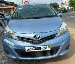 Toyota Vitz 2013 Blue
