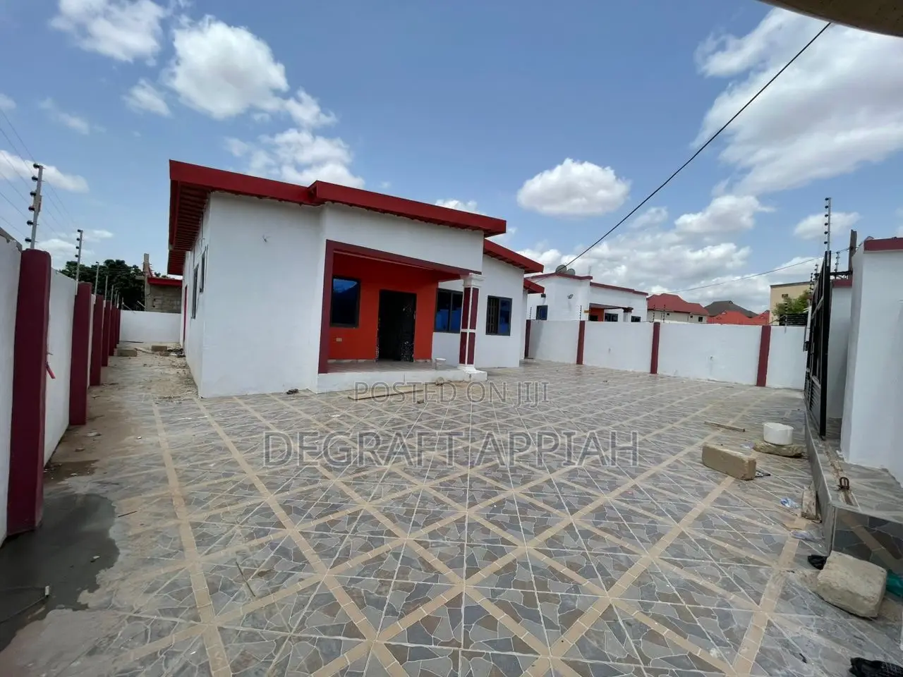 3bdrm House in Kronum Kwapra, Kumasi Metropolitan for sale