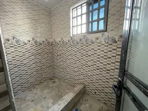 3bdrm House in Kronum Kwapra, Kumasi Metropolitan for sale
