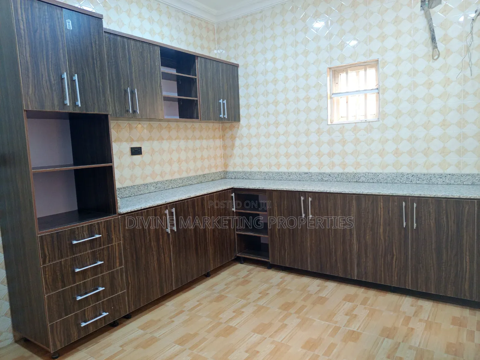 Furnished 3bdrm House in Pillar 2 for sale