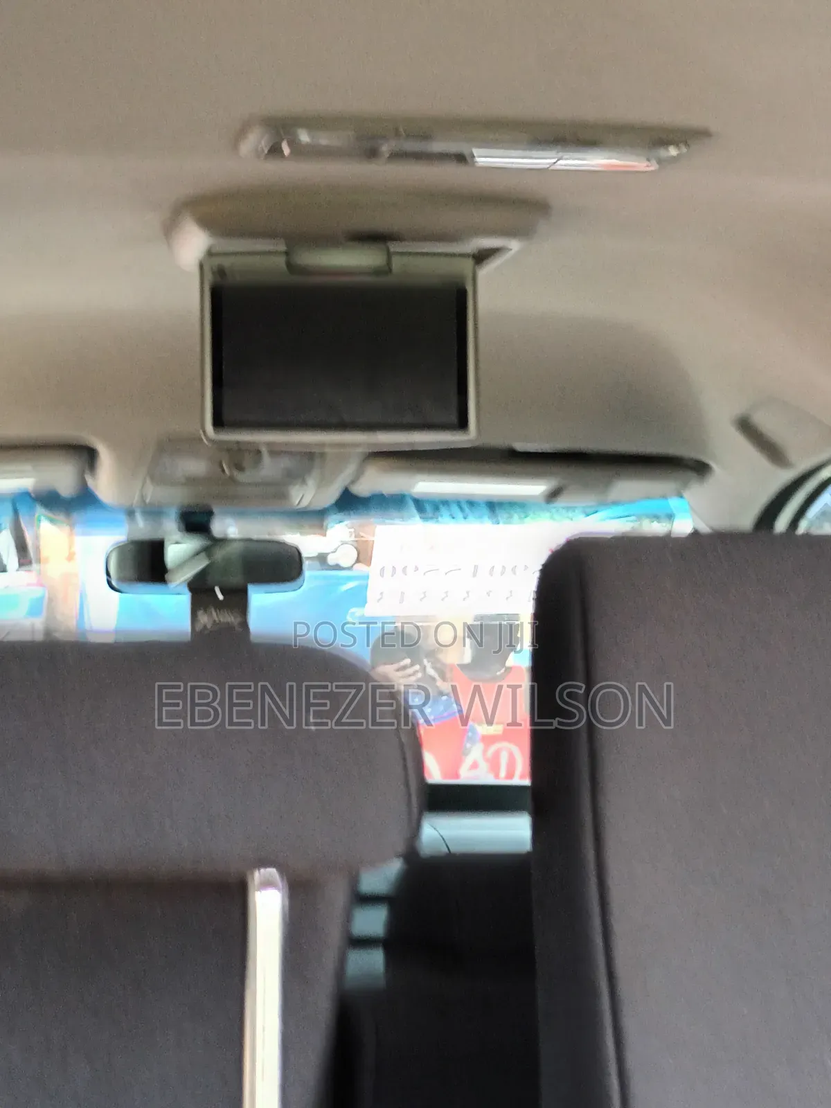 Toyota Voxy 2013 White