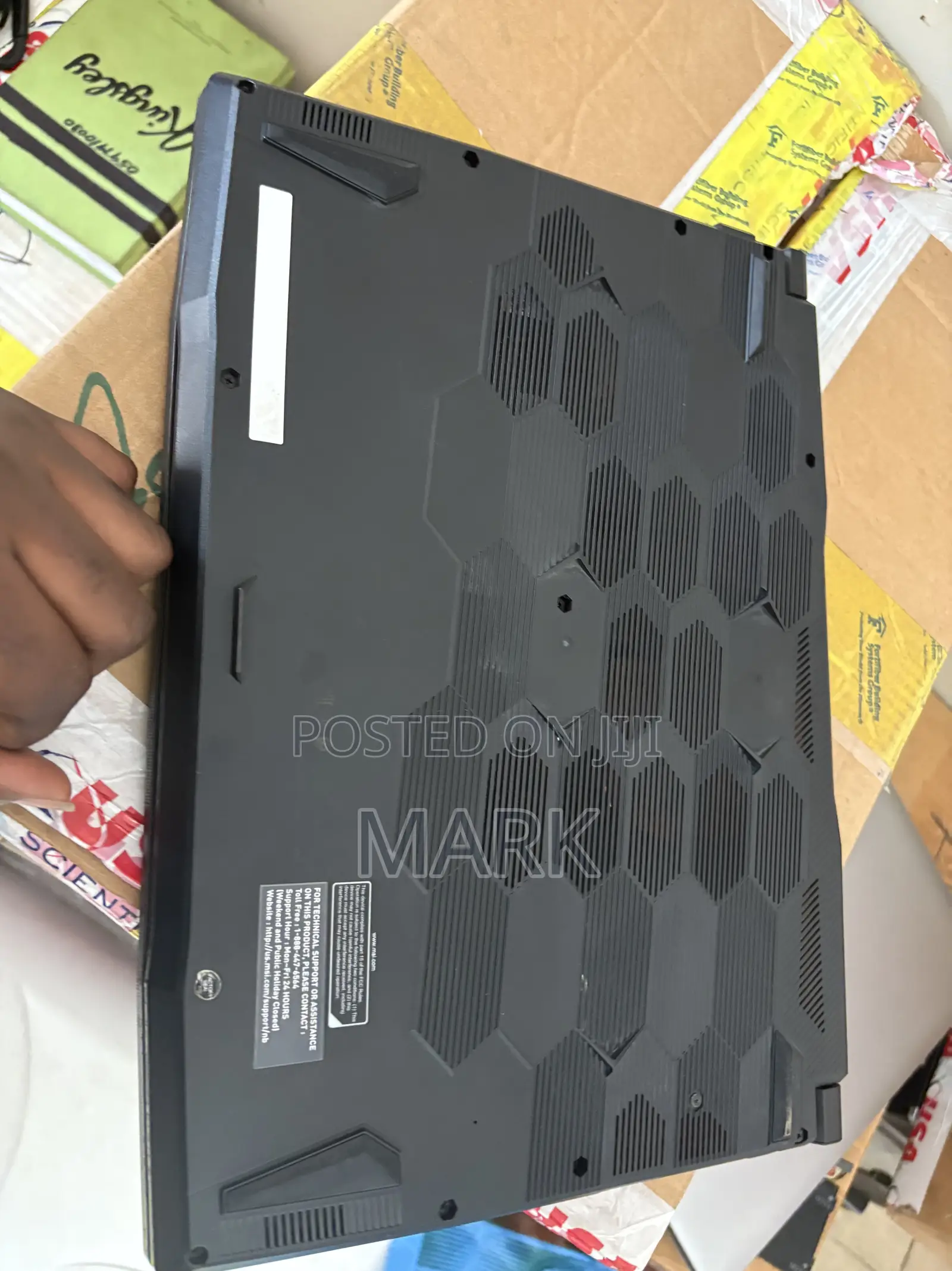 Laptop MSI Katana 15 16GB Intel Core i7 SSD 1T