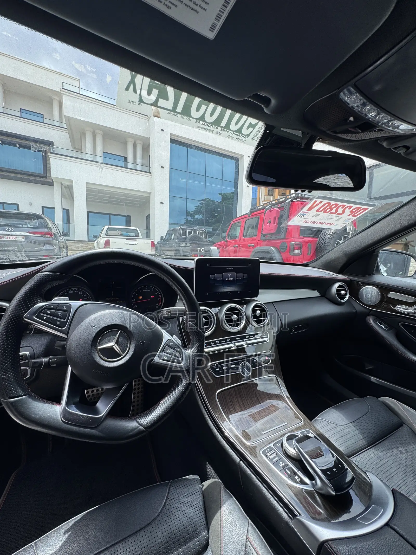 Mercedes-Benz C43 4Matic Sedan AWD (3.0L V6 9AM) 2018 White