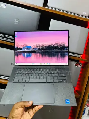 Laptop Dell XPS 15 9510 16GB Intel Core i7 SSD 512GB