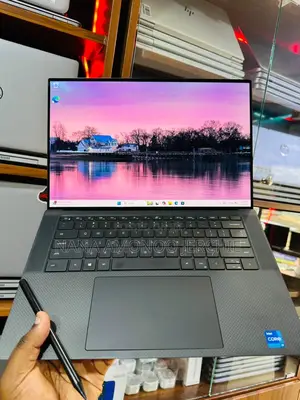 Laptop Dell XPS 15 9510 16GB Intel Core i7 SSD 512GB