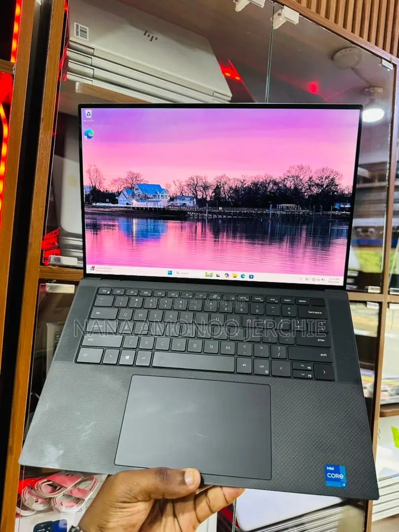 Laptop Dell XPS 15 9510 16GB Intel Core i7 SSD 512GB