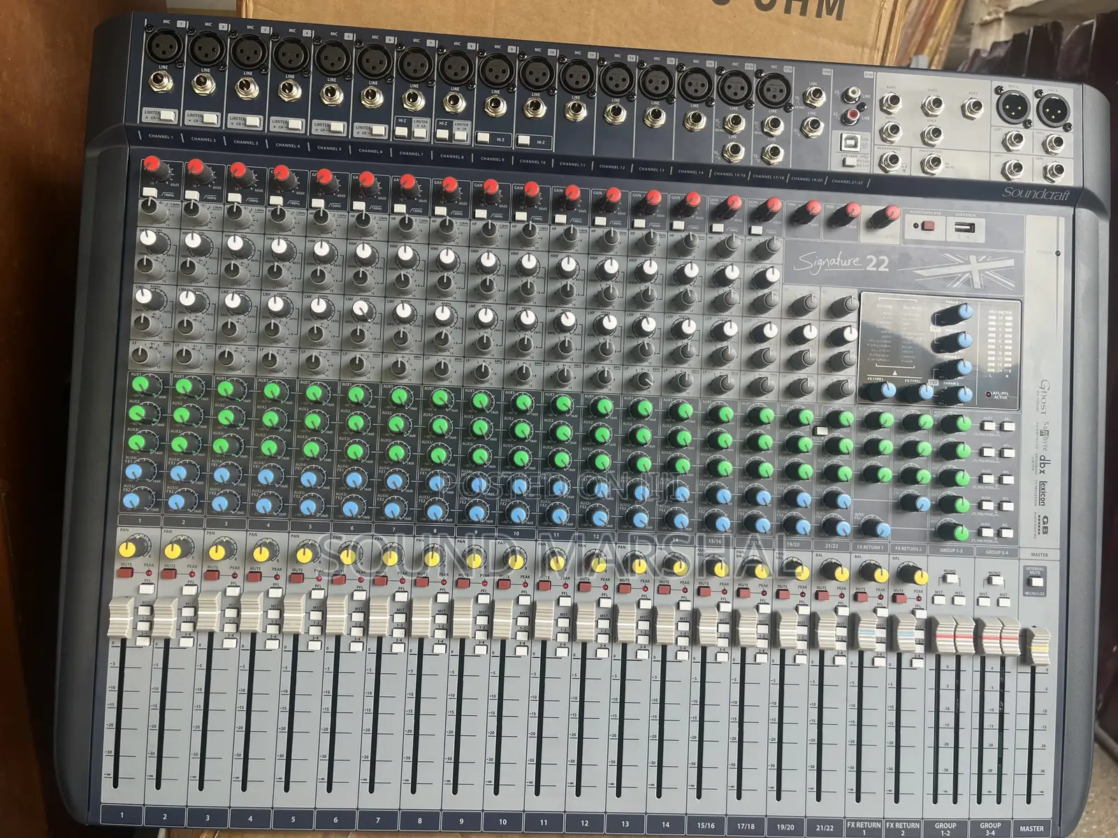 Soundcraft Signature 22 Mixer