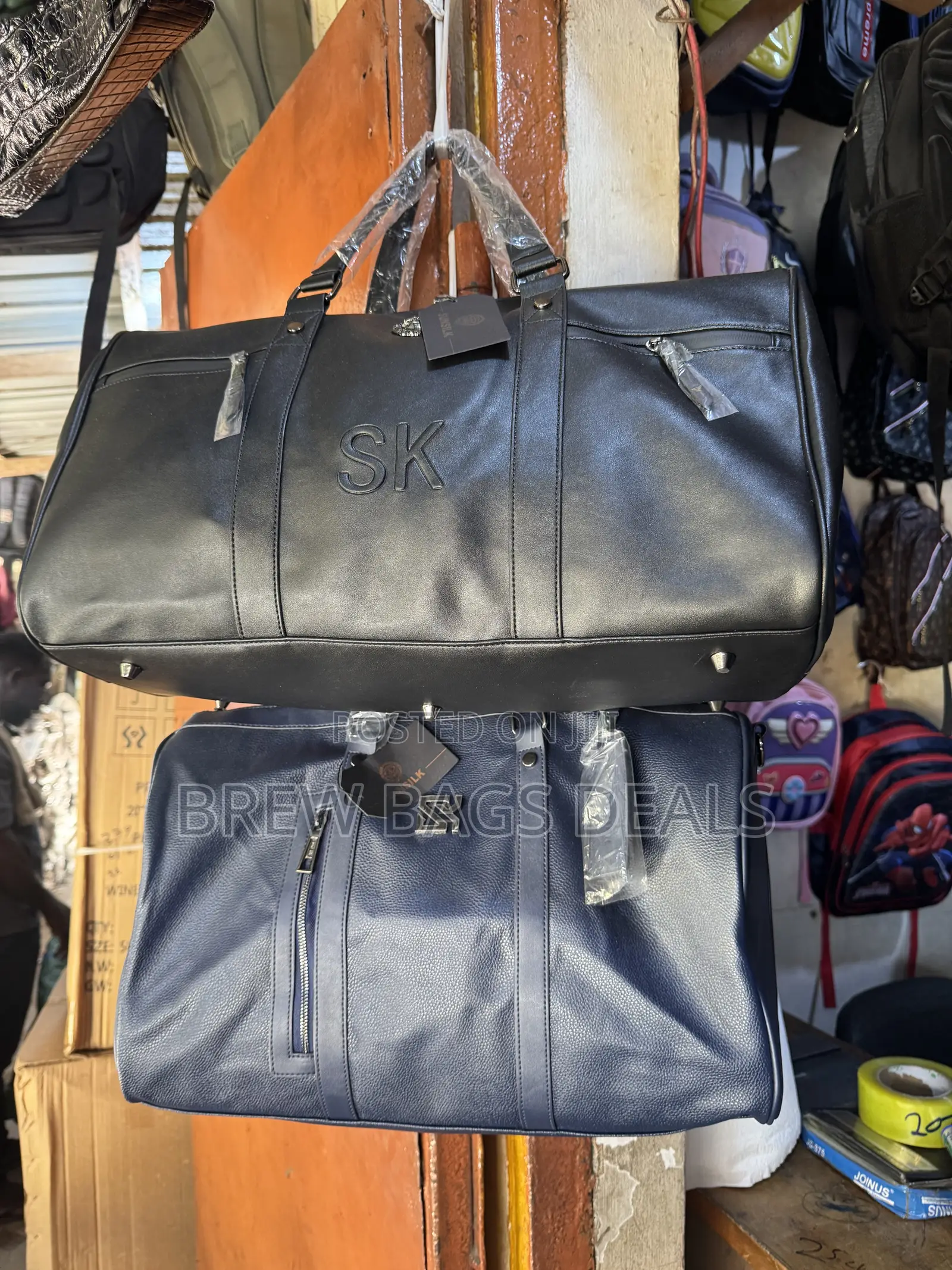 Quality Sk Thick Leather Large Size Duffle Traveling Bag.