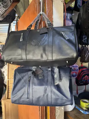 Quality Sk Thick Leather Large Size Duffle Traveling Bag.