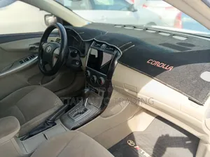 Toyota Corolla 2013 White
