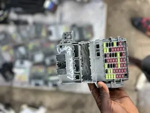 Honda Civic 2022:2026 Dashboard Fuse