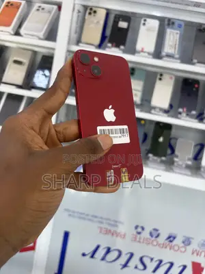 Apple iPhone 13 128 GB Red